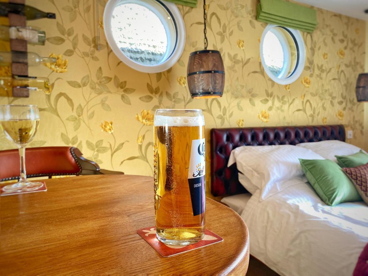 Hambrook House Canterbury - New Luxury Guest House With Espa Spa Complex エクステリア 写真