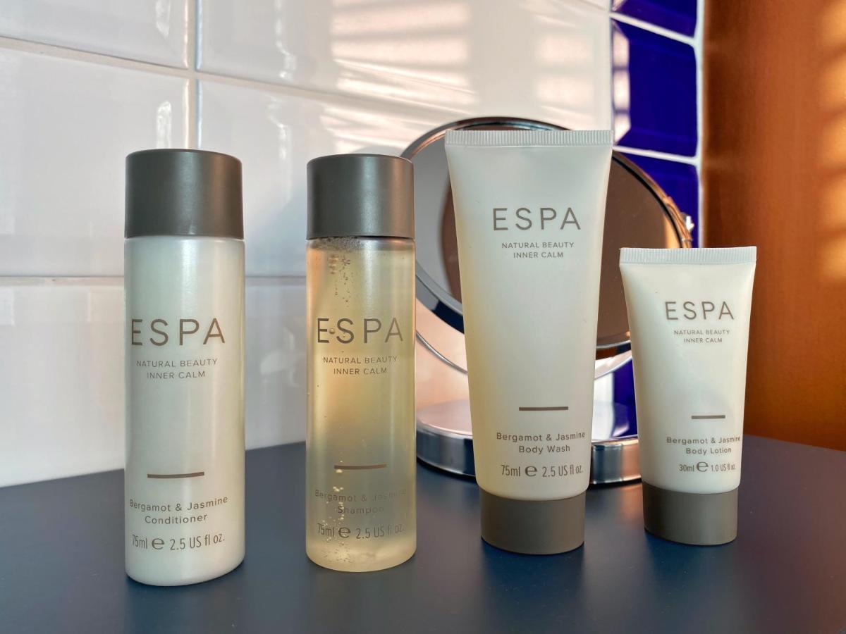 Hambrook House Canterbury - New Luxury Guest House With Espa Spa Complex エクステリア 写真