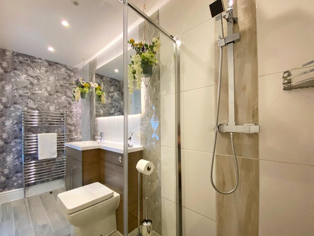 Hambrook House Canterbury - New Luxury Guest House With Espa Spa Complex エクステリア 写真