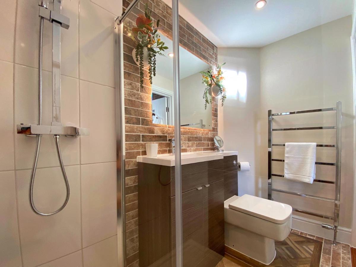 Hambrook House Canterbury - New Luxury Guest House With Espa Spa Complex エクステリア 写真