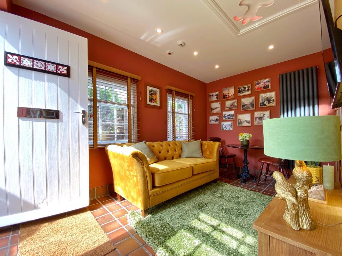 Hambrook House Canterbury - New Luxury Guest House With Espa Spa Complex エクステリア 写真