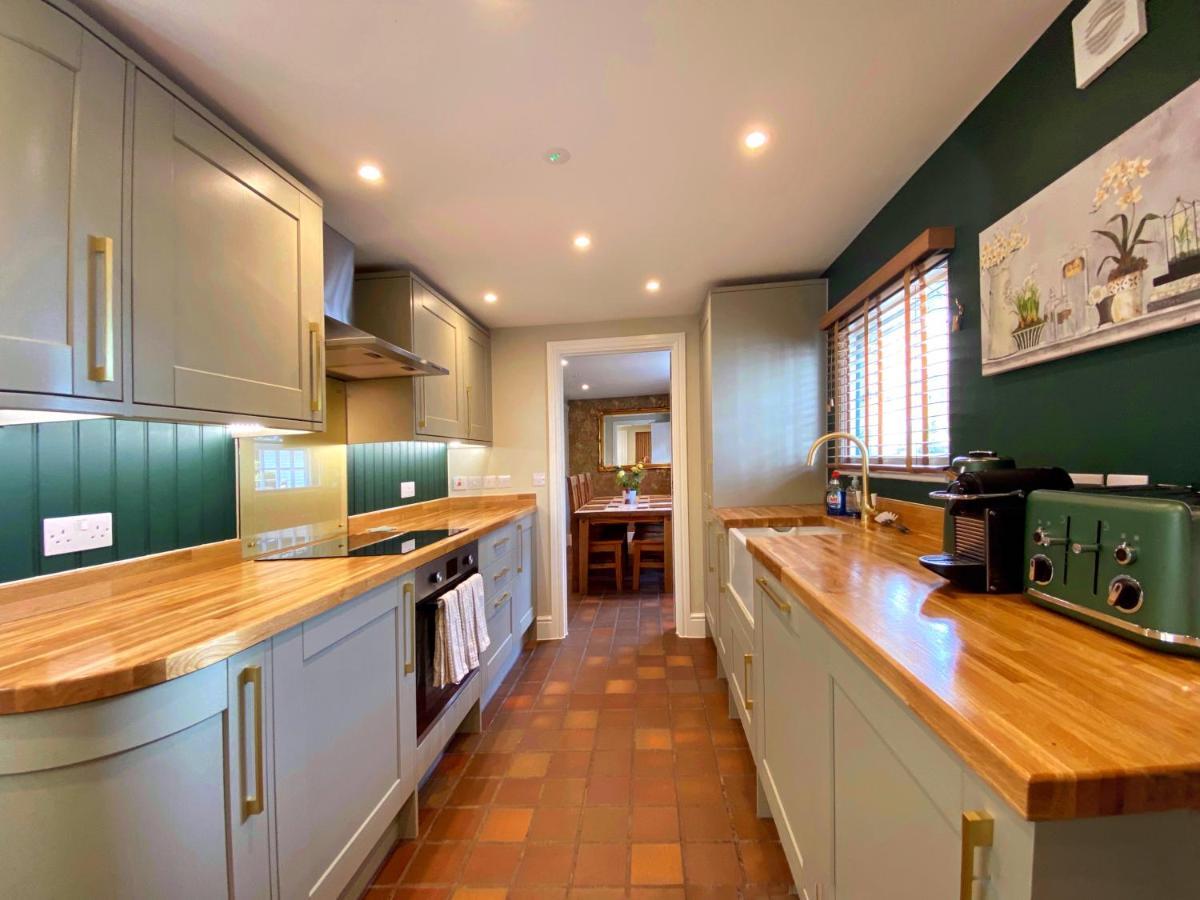 Hambrook House Canterbury - New Luxury Guest House With Espa Spa Complex エクステリア 写真