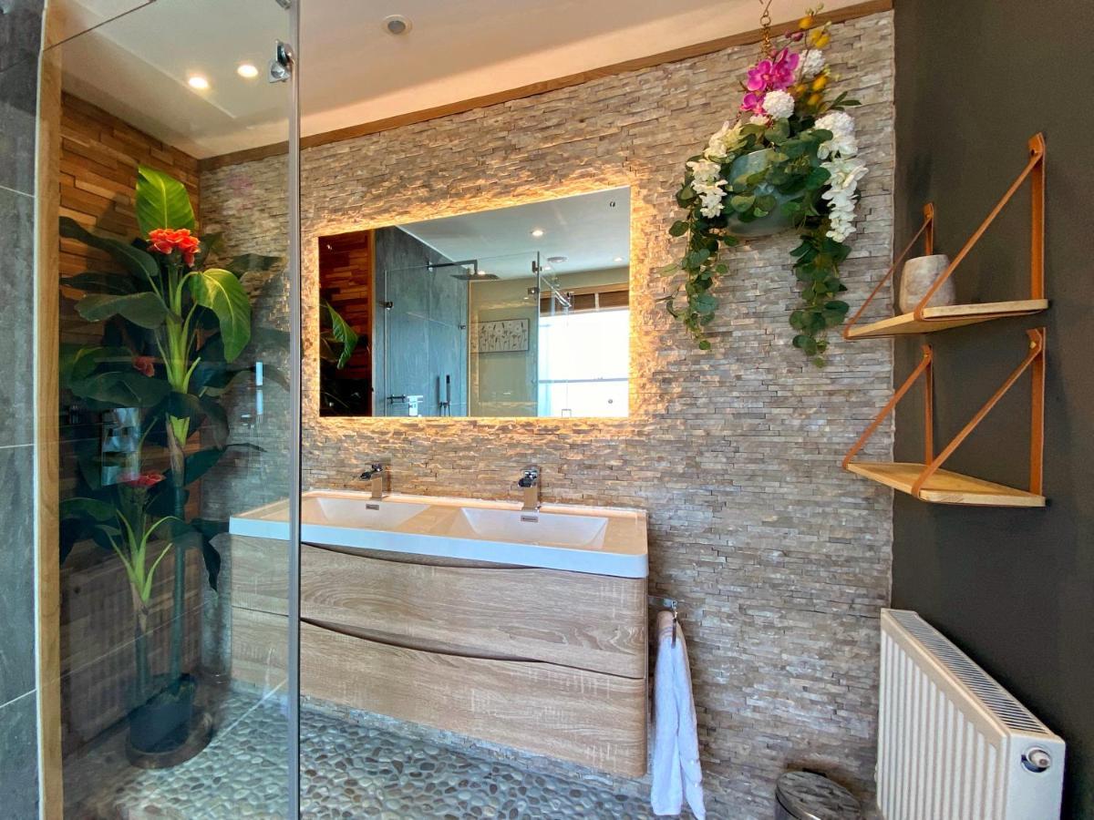 Hambrook House Canterbury - New Luxury Guest House With Espa Spa Complex エクステリア 写真