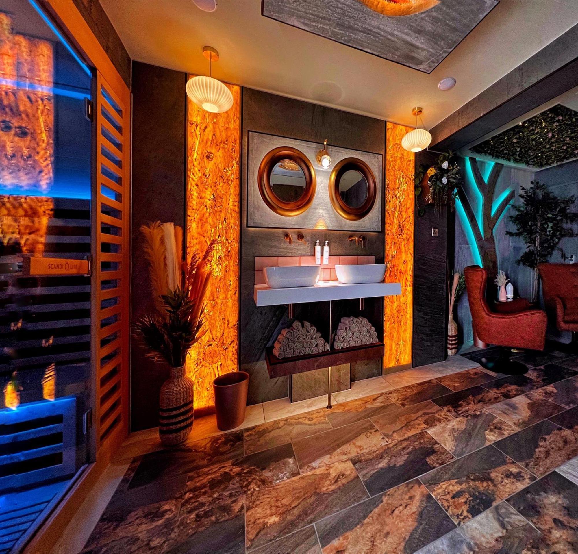 Hambrook House Canterbury - New Luxury Guest House With Espa Spa Complex エクステリア 写真